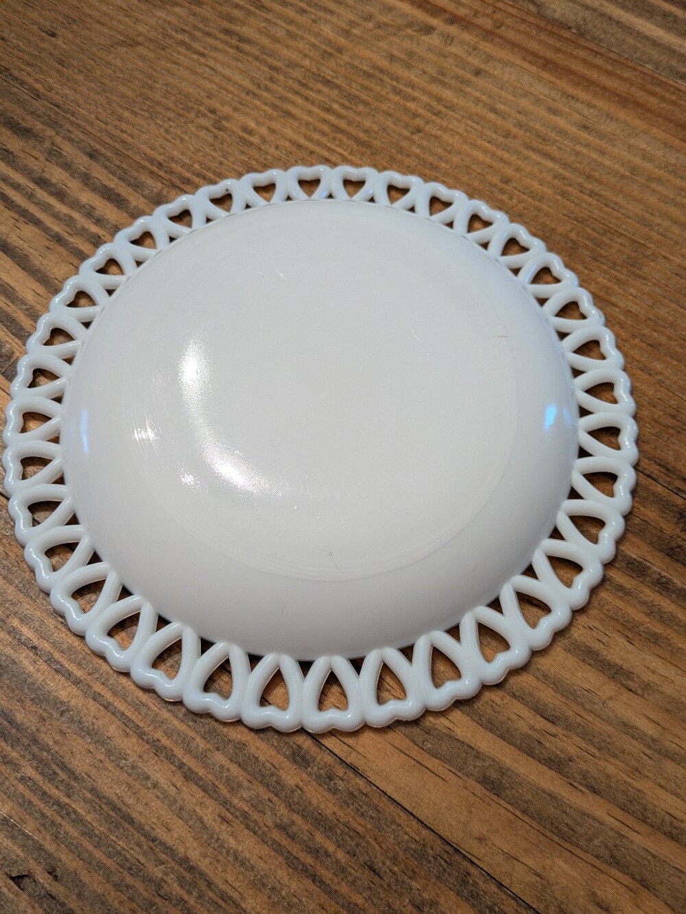 VTG 1950s Gunnar Ander/ Lindshammar Sweden Milk Glass Heart Lace Plate - Picture 2 of 5
